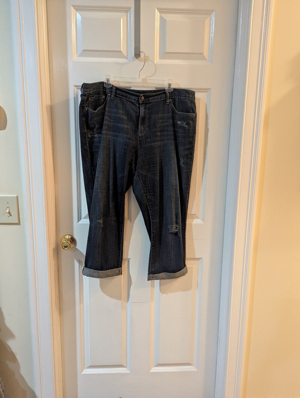 ANA Distressed Dark Wash Cropped  Jeans Size 16